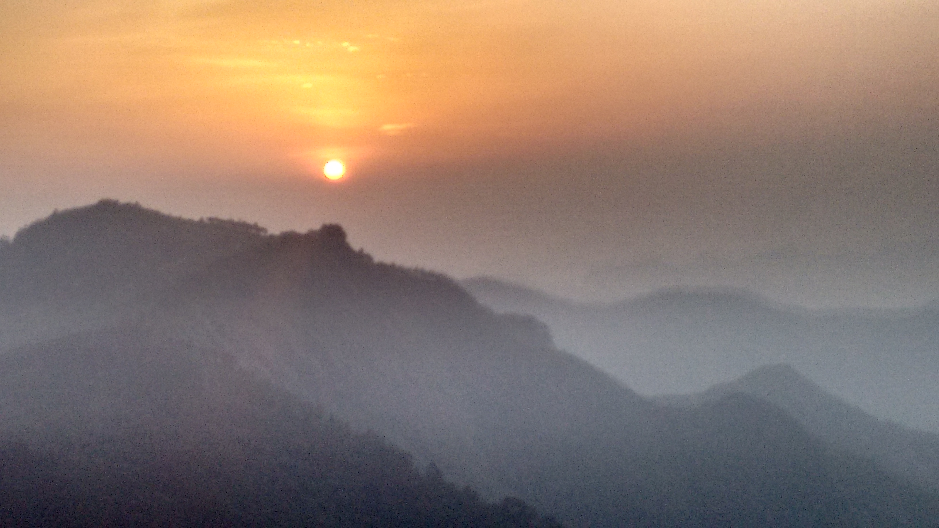 Sunrise at Vattakanal.