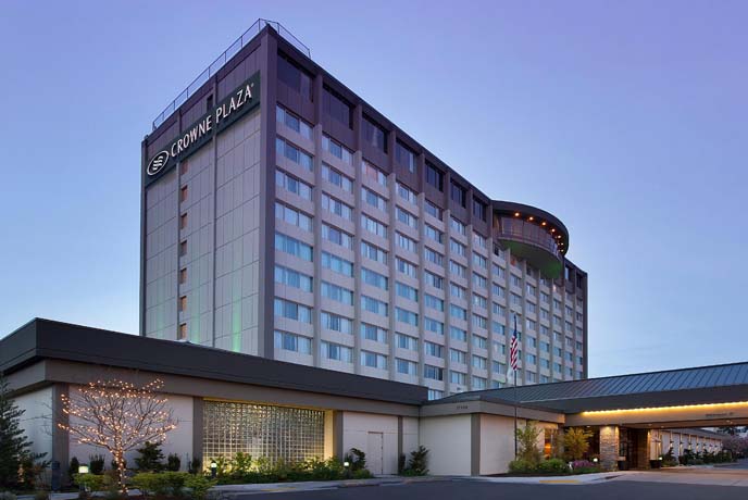 Crowne plaza seattle