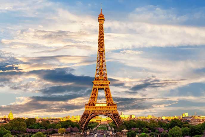 Eiffel-tower reopen